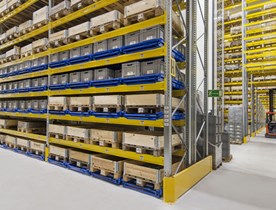 Rayonnage à palettes standard pour allée large